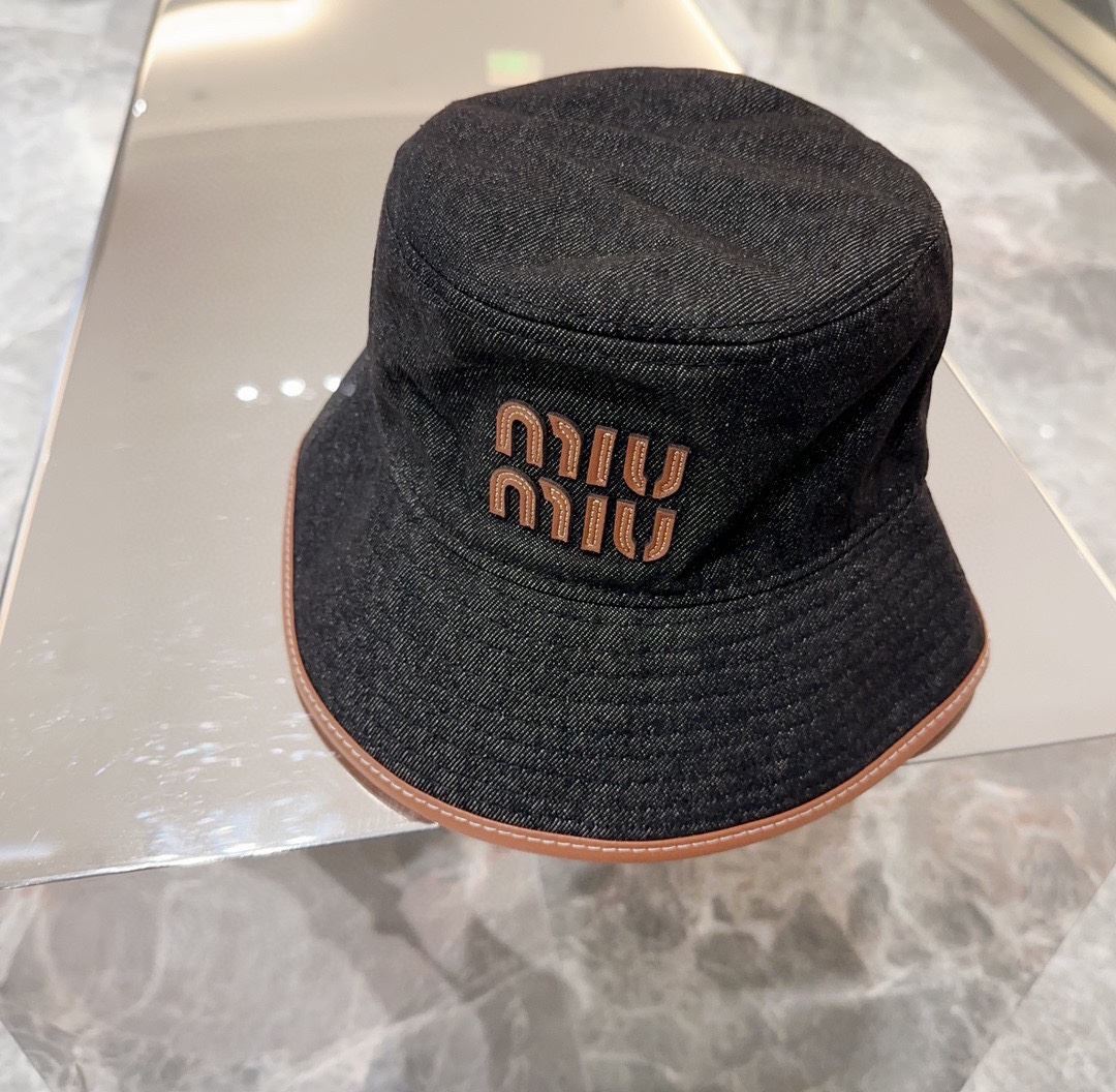 Miu Miu Caps